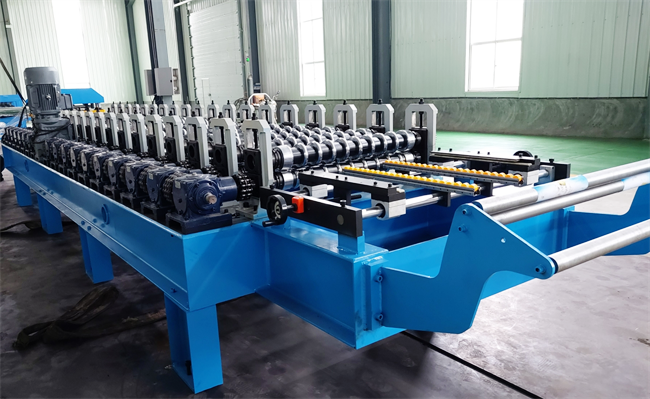 High-speed corrugated roof sheet production line